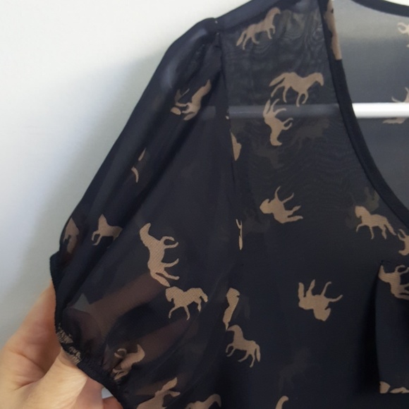 See-through top in black with horses pattern - Picture 4 of 4